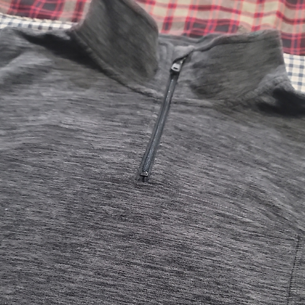 Tek Gear Gray Quarter-Zip Sweatshirt